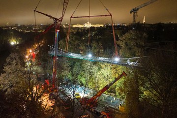 Schönausteg 8 Bild Terence du Fresne. Vergrösserte Ansicht