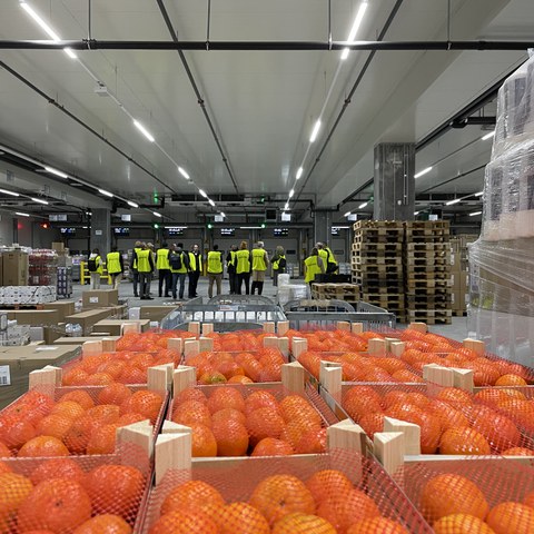 Neues Logistikzentrum der Migros Aare